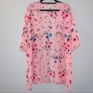 Emetla Plus Size Pink Floral Kimono